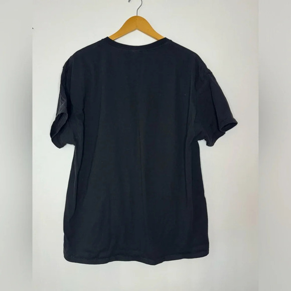 Hanes Authentic Black T-shirt “Lenes Unlimited wine and liquor” made in Dom. Rep - Picture 6 of 9